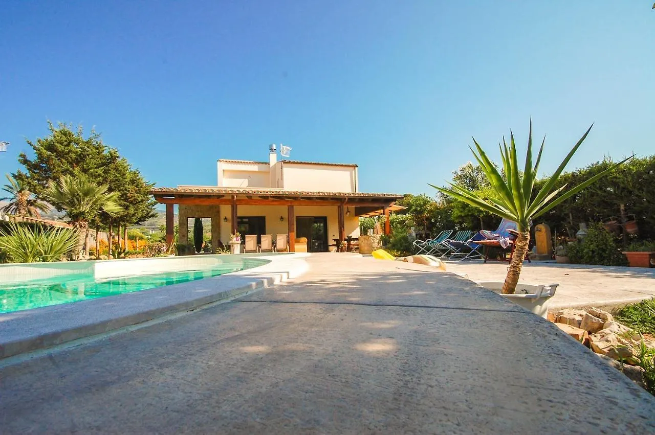 Villa Deluxe Campofelice Di Roccella 0*,